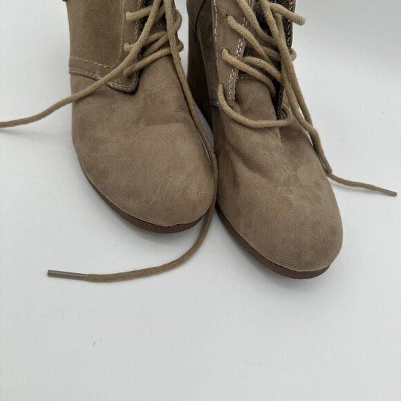 Suede Lace-Up Wedge Ankle Boots In Taupe Route 66 Chic Comfort Footwear - Picture 4 of 8